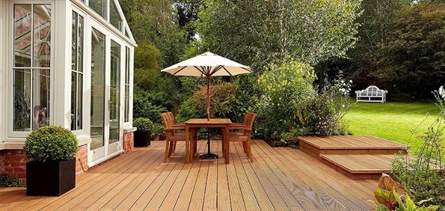 How to Apply Fence Paint? 