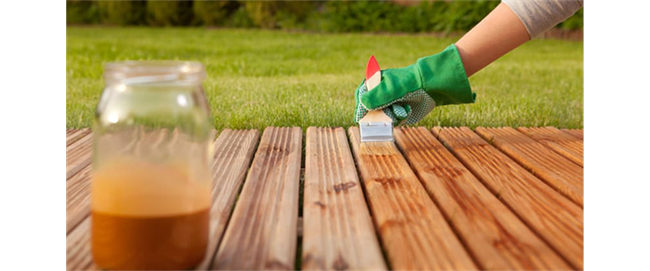 DECKING OIL OR STAIN, WHICH IS BEST?