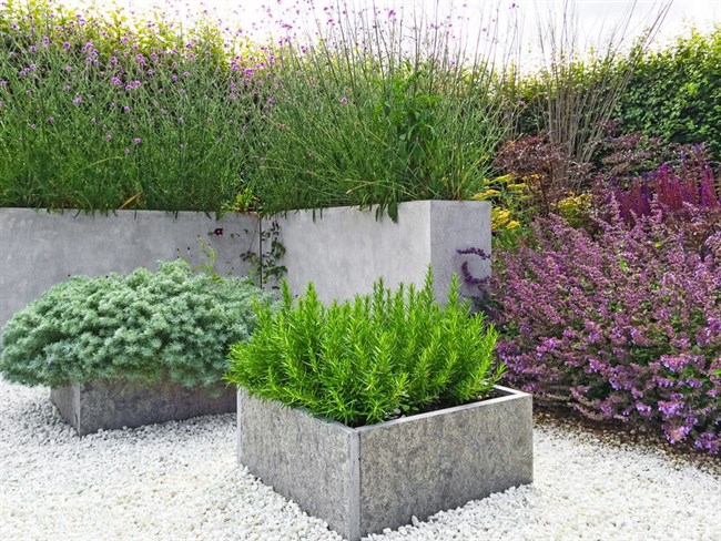 Raised Flower Beds - A Smart Option for Your Garden