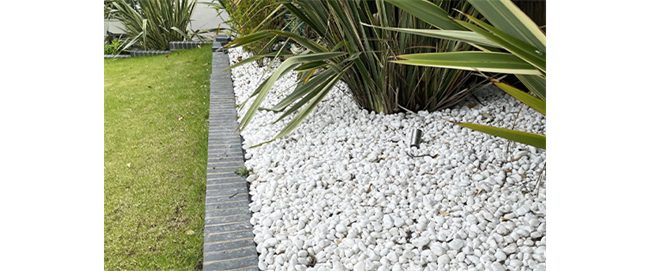 HOW TO LAY DECORATIVE AGGREGATES